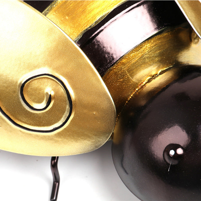 Idyllic Bee Iron Wall Decoration